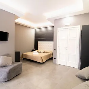 Royal Art H Spaccanapoli, By Clapa Group Guest house Naples