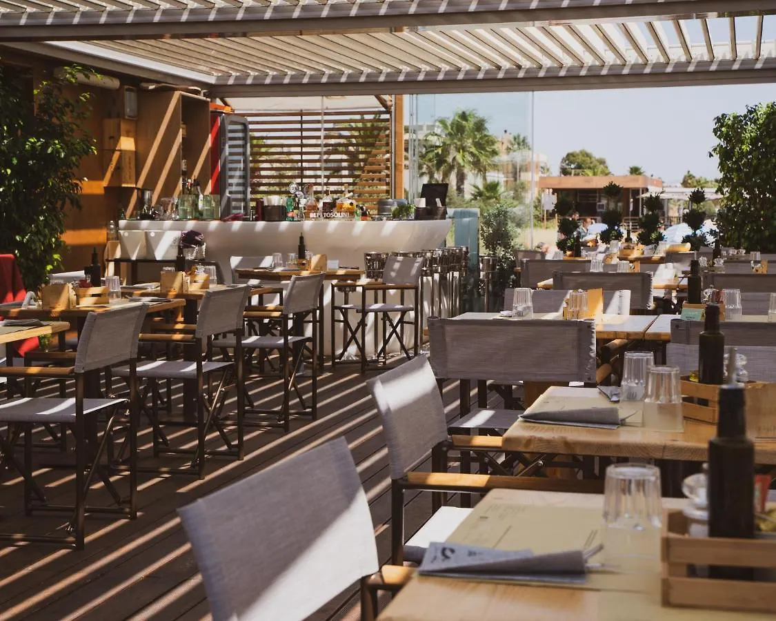 Le Palmette Suites كالياري