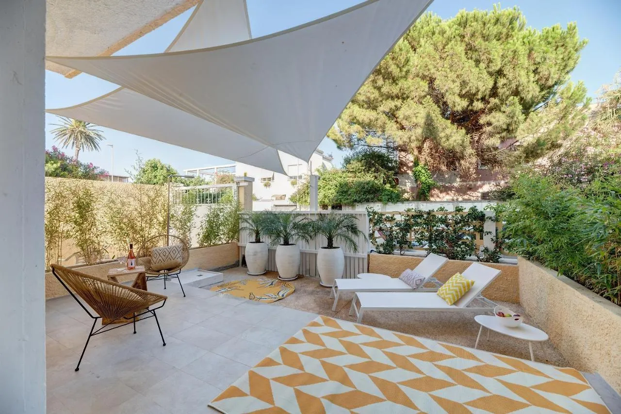 Guest house Le Palmette Suites Cagliari